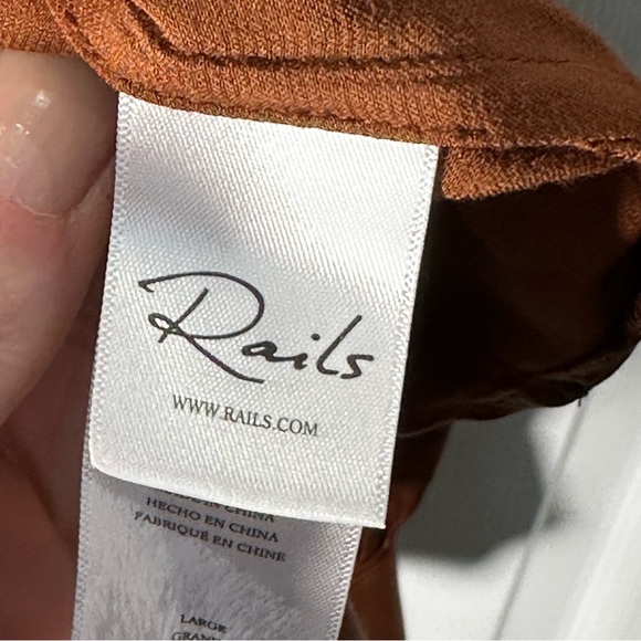 Rails Wynna Satin Blouse Cedar Size L Ruched V-Neck Copper - Picture 10 of 11